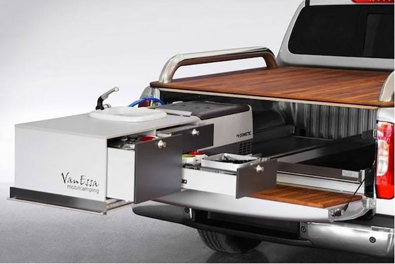 Mercedes-Benz X Class: Nhà di động cho người mê xe dịch